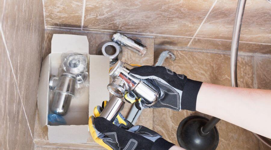 Professional gutter cleaning in Sand Lake, NY